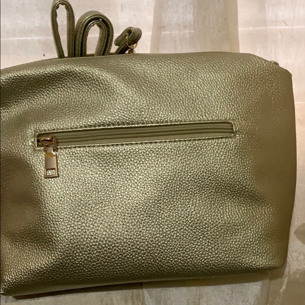 Gold Bag / Cartera color oro